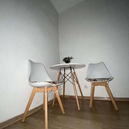 Center Studio Apartment Подгориця Екстер'єр фото